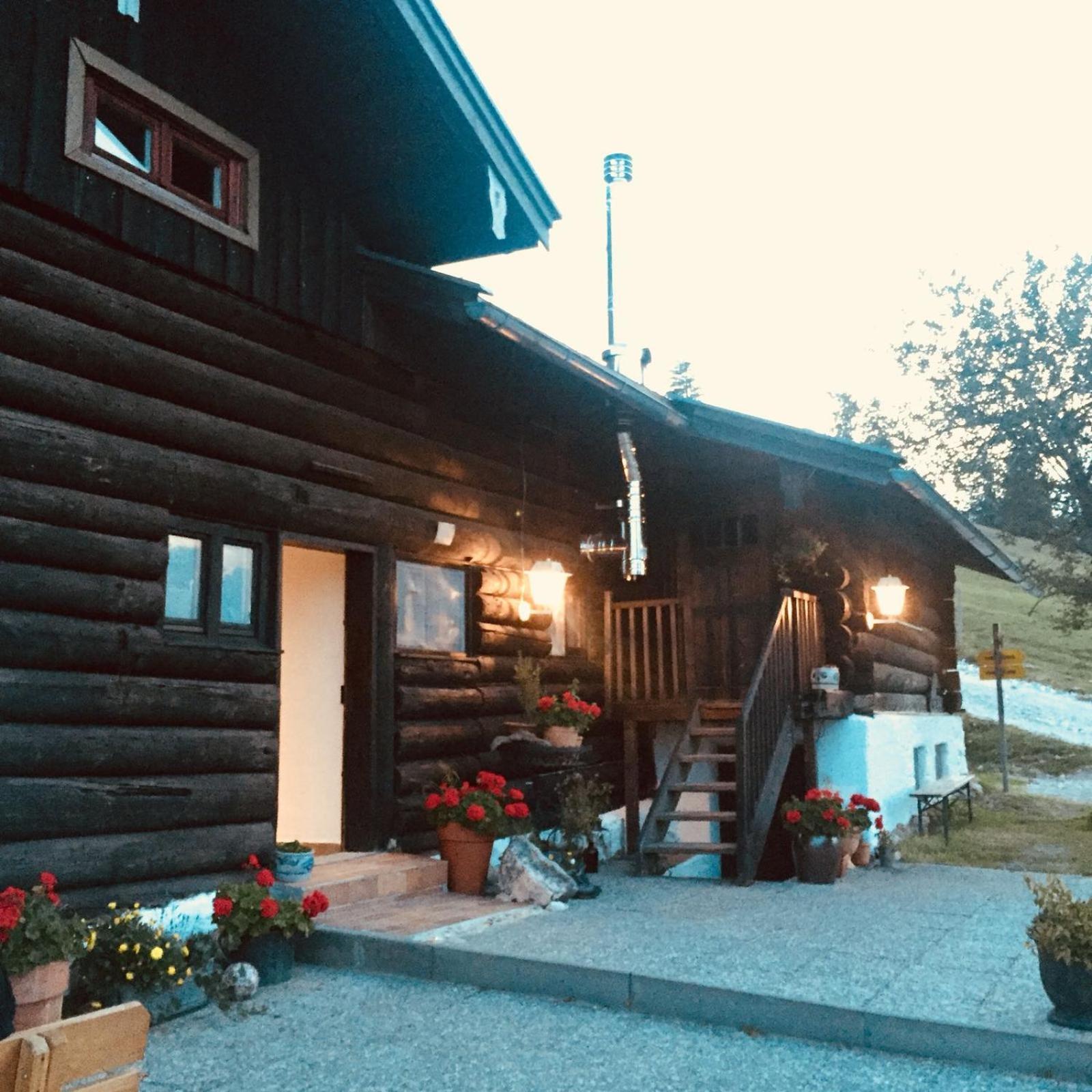 Bruendling-Alm Berggasthof Auf 1167M Auf Dem Hochfelln Bergen  Exterior photo